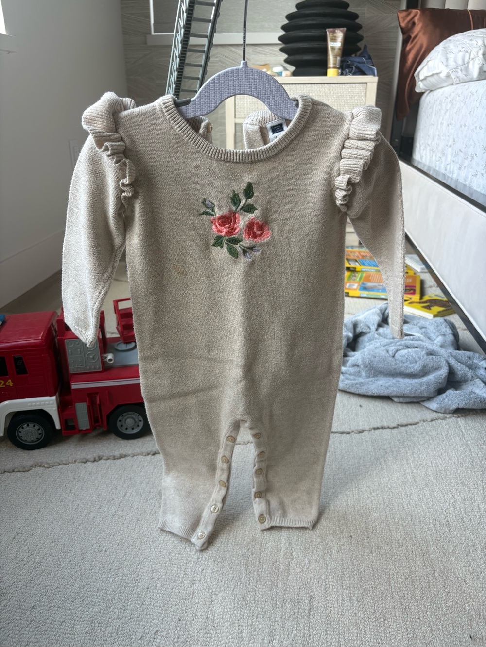 JANIE & JACK | Knit Floral Ruffle Sleeve One-Piece - GUC